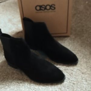 Black Asos Chelsea boots BRAND NEW